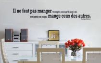 Sticker citation "il ne faut pas manger tes ongles..." de George Darien. Sticker adh�sif d�coup�s � la forme dans vinyle de couleur unie, ce sticker renversant trouvera une place unique dans votre int�rieur.