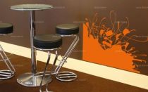 Sticker \"alphabet\" d�coup� � la forme dans vinyle de couleur unie. Ce visuel habillera vos murs de mani�res originale. Cr�ation MALTIN