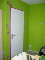 Stickers chat et oiseau color�s imprim�s sur adh�sifs d�coup�s � la forme. Planche comprenant 1 sticker chat et 1 sticker oiseau. Cr�ation Kmiep.