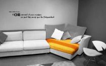 Sticker citation \"l\'ornement  d\'une maison...\" de Ralph Waldo Emerson. Sticker adh�sif d�coup� � la forme dans vinyle de couleur unie. Ce visuel fera sensation dans votre int�rieur.