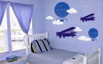 Sticker montgolfi�re d�coup� � la forme dans vinyle adh�sif uni.