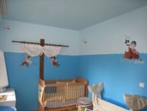 Stickers muraux enfants : sticker mural Nono le Pirate imprim� sur adh�sif avec d�coupe � la forme.