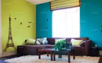 Sticker Tour Eiffel d�coup� � la forme dans vinyle de couleur unie. Le sticker qui symbolise le mieux Paris.