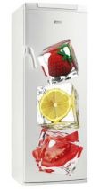 Sticker frigo gla�ons. D�coration de frigidaire imprim� sur vinyle adh�sif, iDzif.com r�invente la d�co pour le frigo et vous propose une mani�re ludique de ne pas oublier les gla�ons pour l\'ap�ro de ce soir. Ce sticker frigo peut se poser sur toutes autres surfaces lisses de votre choix.