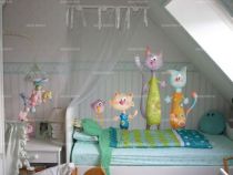 Stickers chat et oiseau color�s imprim�s sur adh�sifs d�coup�s � la forme. Planche comprenant 1 sticker chat et 1 sticker oiseau.