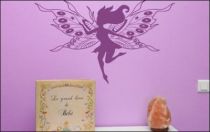 Le stickers clochette aux grandes ailes pour d�corer l\'int�rieur sur le th�me des f�es