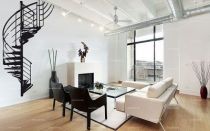 Stickers escalier m�tallique pour cr�er un d�cor mural trompe l��il