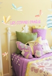 Stickers les neuf libellules color�es. Cette planche de stickers regroupe une famille enti�re de libellules qui vous permettra de d�corer selon vos envies la chambre de votre enfant. Ce sticker apportera une touche de nature, d'amour et de douceur sur les murs des chambres d'enfants.  Sticker imprim� sur du vinyle adh�sif et d�coup� � la forme. Gamme de stickers enfants Jardin secret, cr�ation Kmiep.
