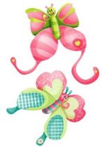 Stickers Deux papillons roses imprim�s sur adh�sifs d�coup�s � la forme. La d�coration id�al pour les murs de la chambre de votre petite fille.