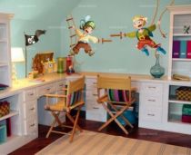 Stickers muraux enfants : Capitaine Alphonse imprim� sur adh�sif avec d�coupe � la forme. Vous pouvez choisir la longueur de votre corde gr�ce aux deux �l�ments compl�mentaires. A l\'abooordage moussaillon!!