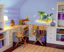 Stickers muraux enfants : Priscillia la Pirate imprim�e sur adh�sif avec d�coupe � la forme.